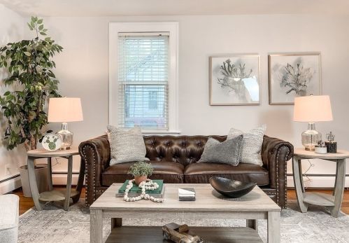 3 Johnson Ave, Peabody MA 01960-5225 exterior