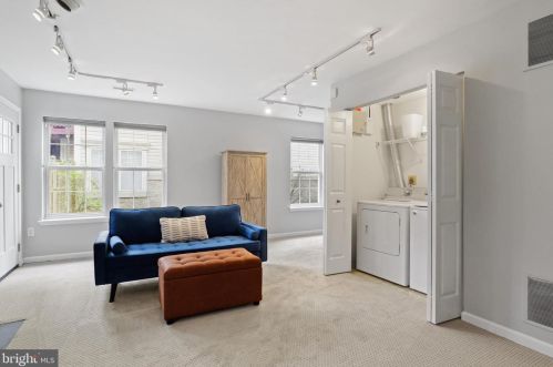 3809 Elbert Ave, Alexandria VA 22305-2042 exterior