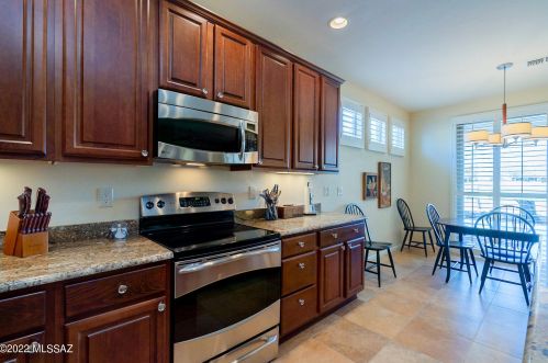 1094 Night Heron Dr, Green Valley AZ 85614-6016 exterior