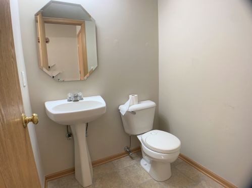 409 Pheasant Run Rd, Joliet IL 60433-3214 exterior