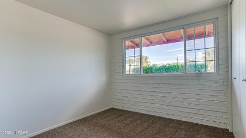 8322 Julia St, Tucson AZ  85710-4218 exterior