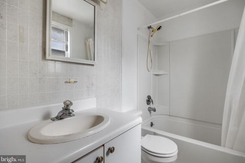 119 Ardmore Ave, Runnemede NJ 08078-1701 exterior