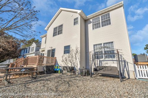 20 Is Rd, Berkeley Township NJ 08721-3530 exterior