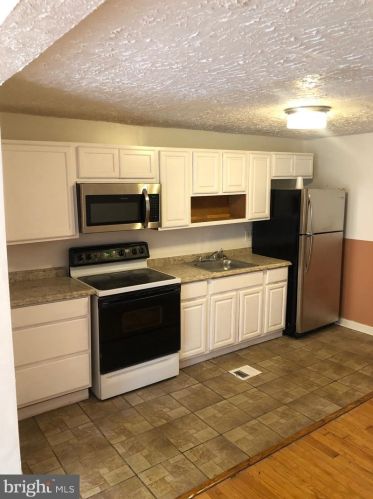 2331 Gerritt St, Philadelphia PA 19147-5821 exterior