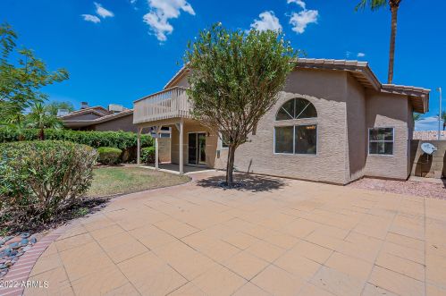 12226 45th St, Phoenix AZ 85050-8561 exterior