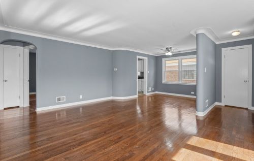 9225 Sacramento, Chicago IL 60805-2637 exterior