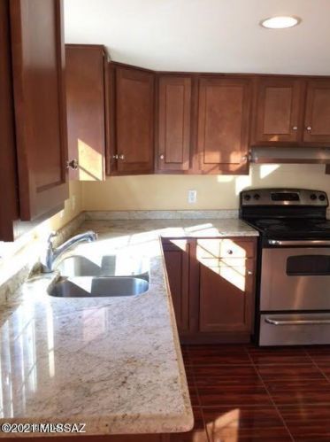 1506 Jones Blvd, Tucson AZ  85716-3645 exterior