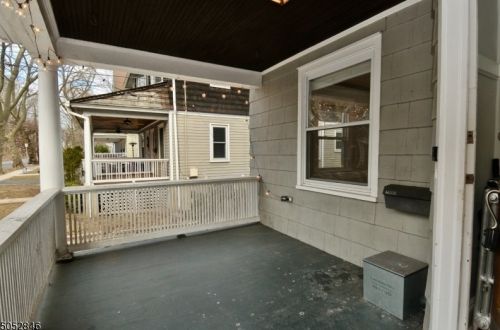 44 Dunnell Rd, Maplewood NJ  07040-1334 exterior