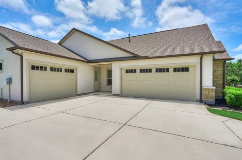 98 Lk Est Dr, Montgomery TX 77356-8066 exterior