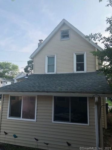 48 Botsford Ave, Milford, CT 06460-5805