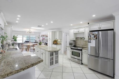 619 Neapolitan Way, Naples FL 34103-8502 exterior