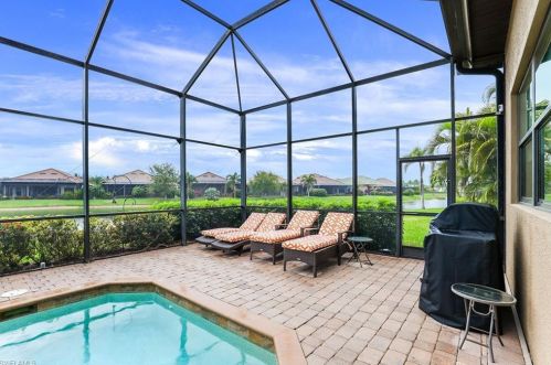 6601 Caldecott Dr, Naples FL 34113-3196 exterior