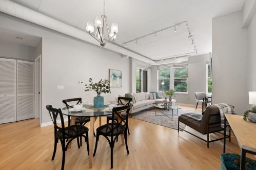 4114 Lincoln Ave, Chicago, IL 60618-3091