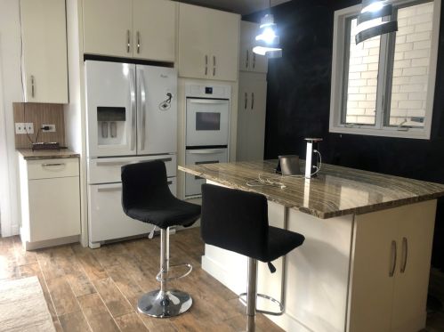 1920 Hermitage Ave, Chicago IL  60622-1136 exterior