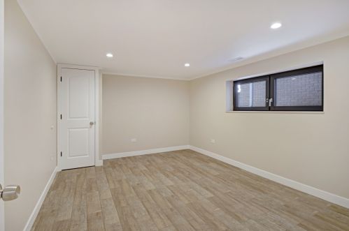 4106 Austin Ave, Chicago IL 60634-1617 exterior