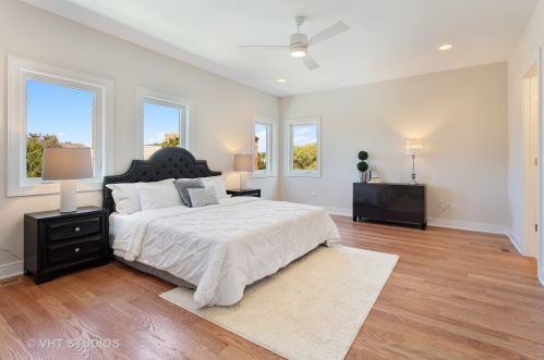 4331 Vernon Ave, Chicago IL 60653-3406 exterior