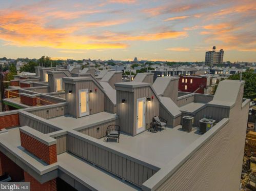 1827 5th St, Philadelphia PA  19148-1831 exterior