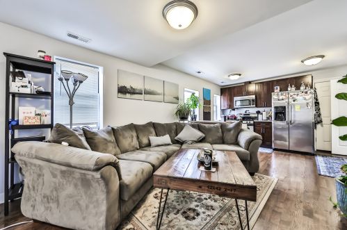 2335 Moffat St, Chicago IL 60647-4312 exterior