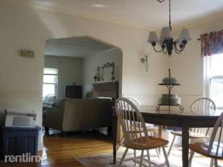 740 Boylston St, Boston MA  02467-2501 exterior