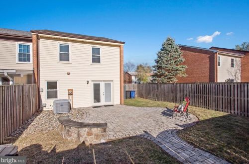 131 Catoctin Cir, Leesburg VA  20175-3808 exterior