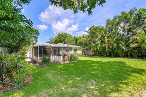 625 Jamaica Ave, Tampa FL  33606-3928 exterior