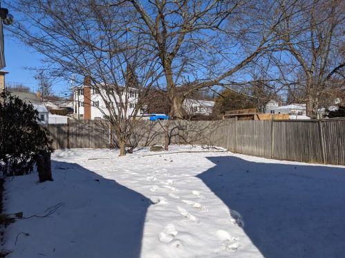 37 Atlantic Blvd, Providence RI 02911-1932 exterior