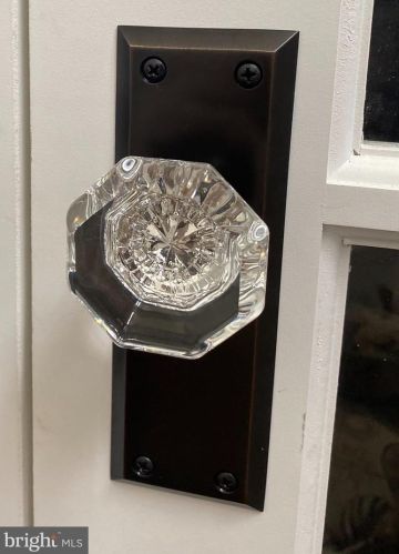 9 Sycamore Ct, Littlestown PA 17340-9239 exterior