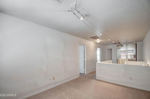 5912 Albeniz Pl, Phoenix AZ 85043-1973 exterior