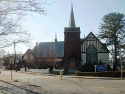 1310 Centre St, Newton, MA 02459-1544