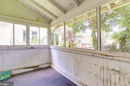 1801 Commonwealth Ave, Alexandria VA 22301-1403 exterior