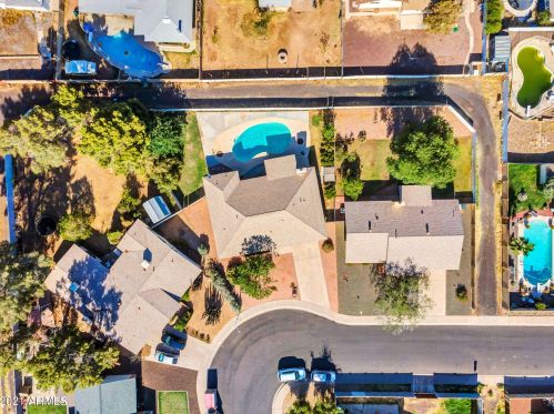 9649 42nd Ave, Phoenix AZ  85051-1082 exterior