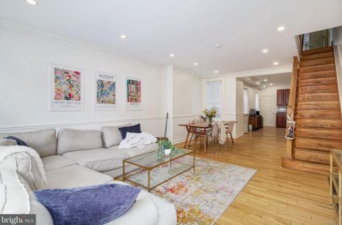 711 16th St, Philadelphia PA  19130-2902 exterior