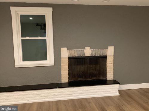 6429 Dorcas St, Philadelphia PA 19111-5405 exterior