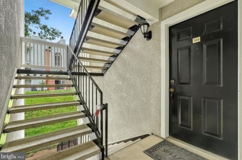 1527 Lincoln Way, Mc Lean VA  22102-5815 exterior