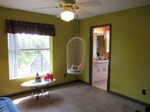 5760 English Oaks Ln, Naples FL 34119-1330 exterior