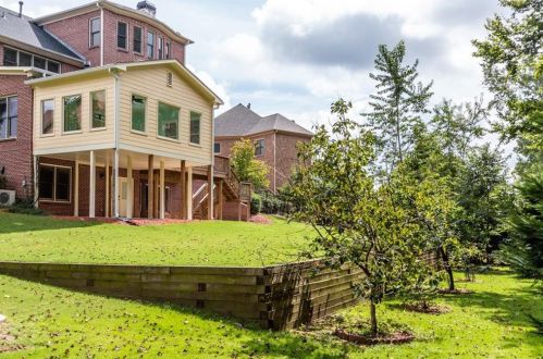 7952 Amawalk Cir, Duluth GA 30097-1933 exterior