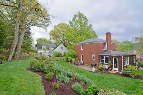 114 Oak Hill Rd, Pittsburgh PA  15238-3016 exterior