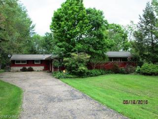 35735 Timberlane Dr, Cleveland OH  44139-2426 exterior