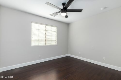 3014 72 Ln, Phoenix AZ 85033-3111 exterior