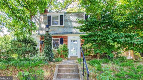 7306 Wildwood Dr, Silver Spring, MD 20912-6928