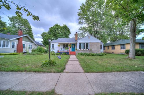 1205 Ml Ave, Meskegon MI 49445-3013 exterior