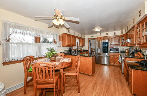 2840 117, Milwaukee WI 53222-4104 exterior