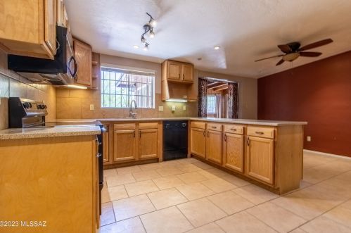 3556 Christmas Pl, Tucson AZ  85716-1230 exterior