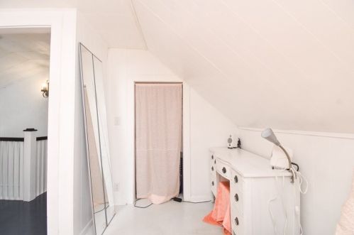 17 Waldorf St, Springfield MA 01109-1837 exterior