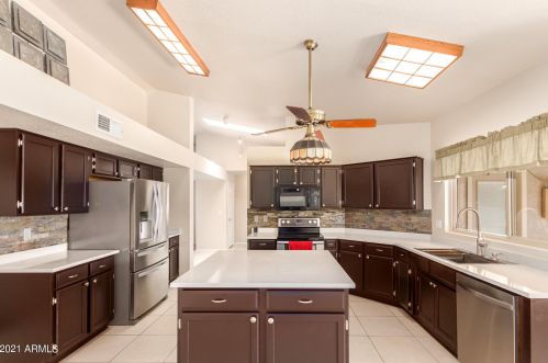 1439 Ellis St, Chandler AZ  85224-7874 exterior