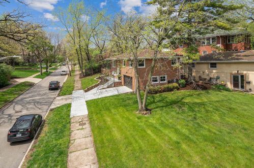 10826 Longwood Dr, Chicago IL  60643-3313 exterior