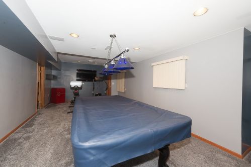 8236 Ainslie St, Chicago IL 60706-3067 exterior