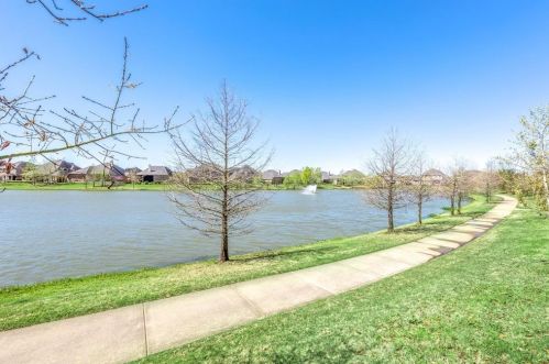 27219 Liberty Hts Ln, Fulshear TX 77441-1480 exterior