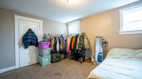 36 Grape St, Pittsburgh PA  15210-2022 exterior