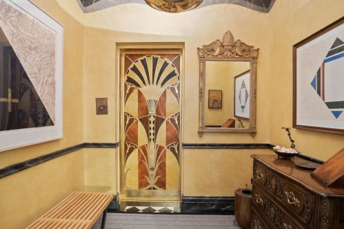 545 Stratford Pl, Chicago IL  60657-2659 exterior